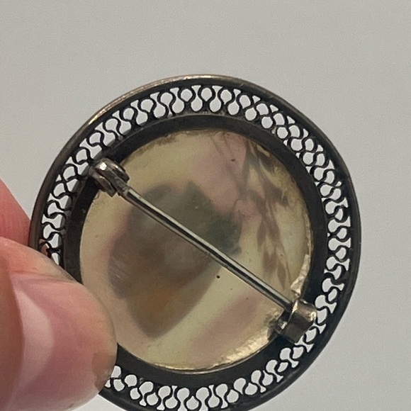 Victorian morpho butterfly wing silver tone filigree round brooch pin vintage - Picture 10 of 16